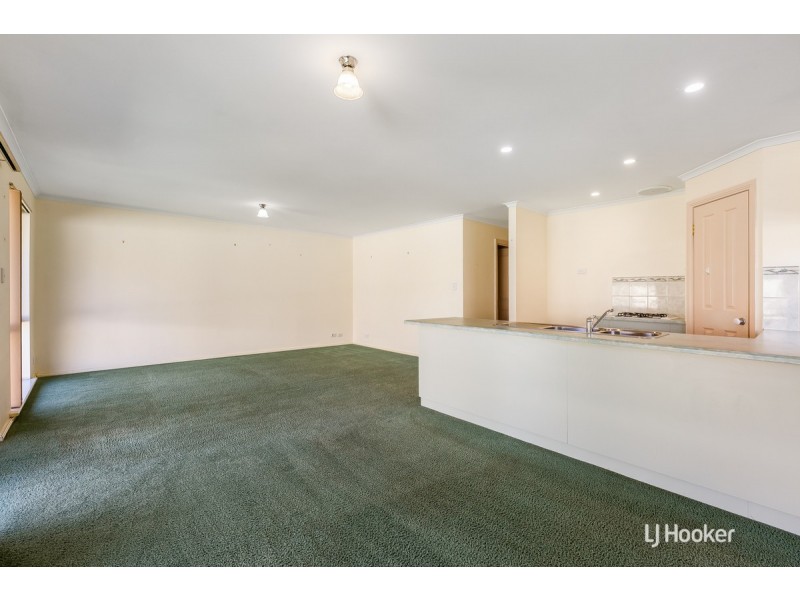 27 Grace Boulevard, Smithfield Plains SA 5114