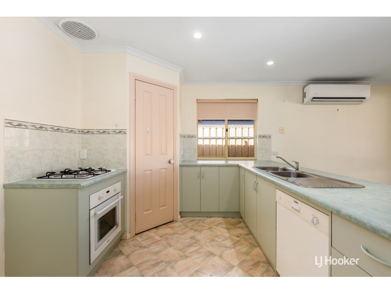 27 Grace Boulevard, Smithfield Plains SA 5114