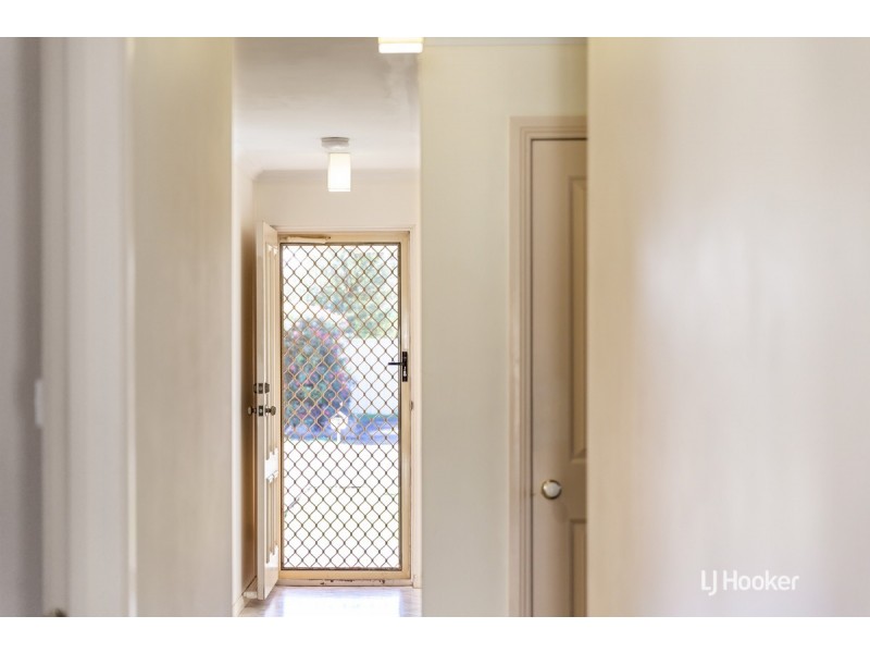 27 Grace Boulevard, Smithfield Plains SA 5114