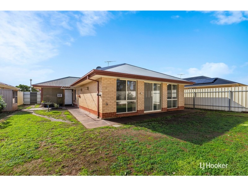 27 Grace Boulevard, Smithfield Plains SA 5114