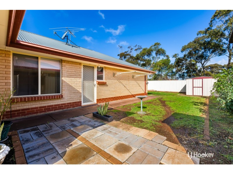 27 Grace Boulevard, Smithfield Plains SA 5114