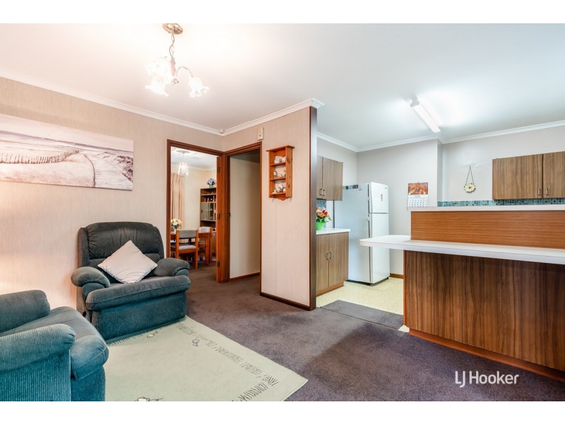 9 Carcoola Road, Munno Para SA 5115