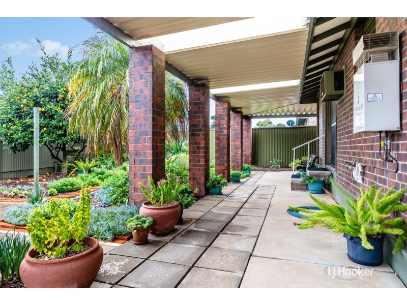 9 Carcoola Road, Munno Para SA 5115