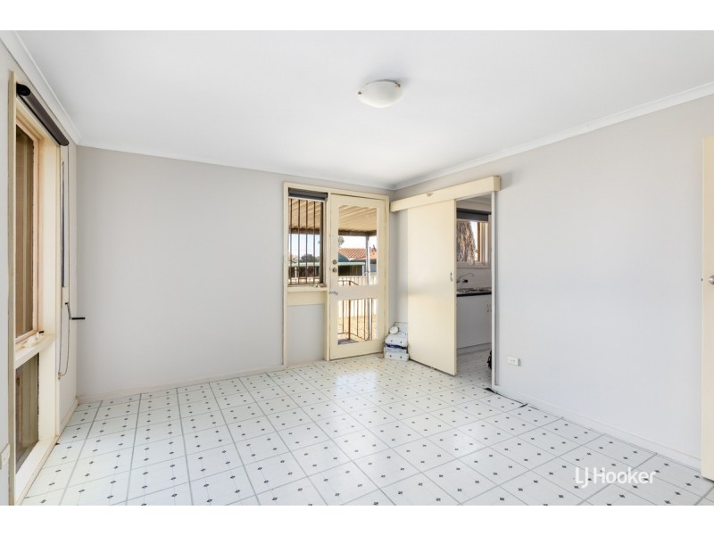 21 Dimboola Court, Craigmore SA 5114