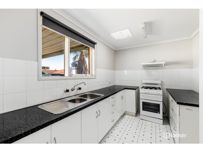 21 Dimboola Court, Craigmore SA 5114