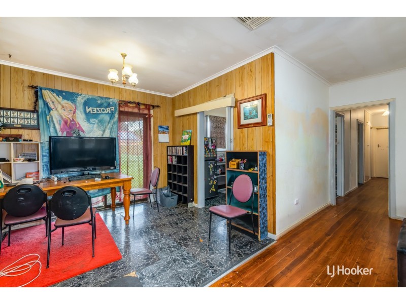 27 Crittenden Road, Smithfield Plains SA 5114