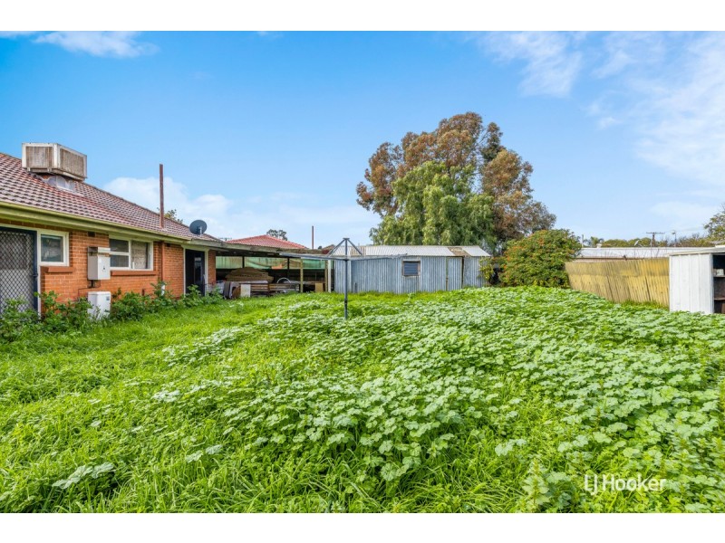 27 Crittenden Road, Smithfield Plains SA 5114