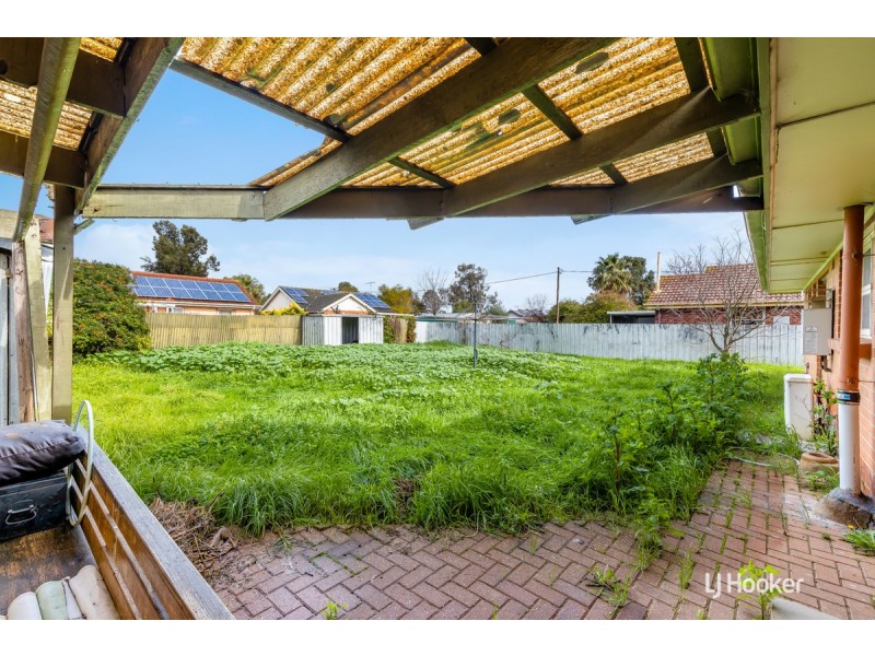 27 Crittenden Road, Smithfield Plains SA 5114