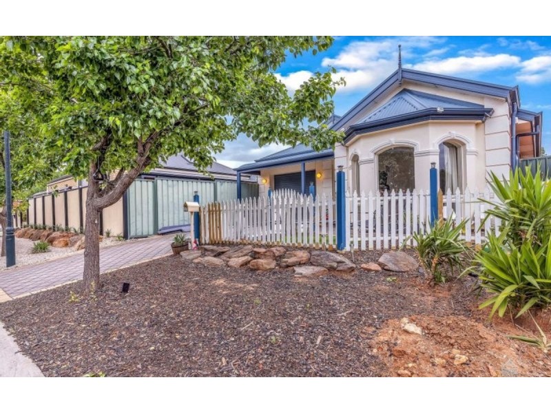 4 Freycinet Street, Mawson Lakes SA 5095