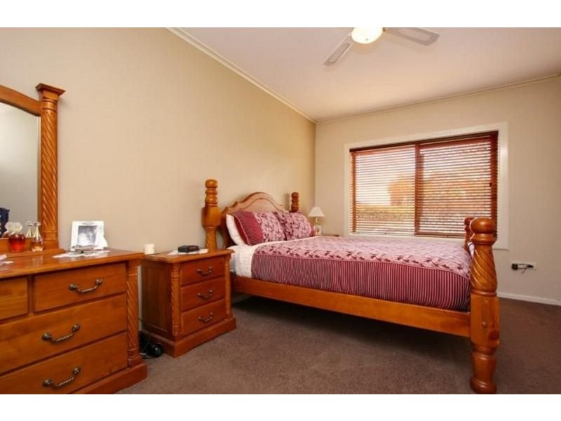 8 Forrestall Road, Elizabeth Downs SA 5113