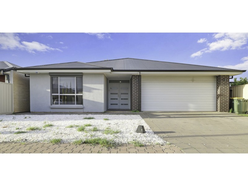 16 Bivone Court, Salisbury Downs SA 5108