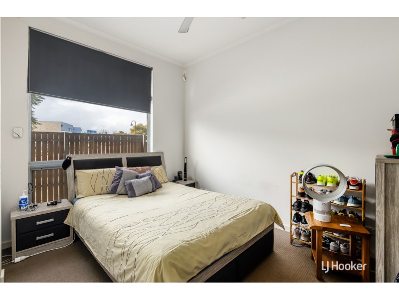 33 Boucaut Avenue, Blakeview SA 5114