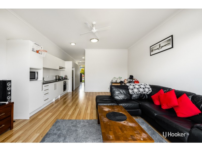 33 Boucaut Avenue, Blakeview SA 5114