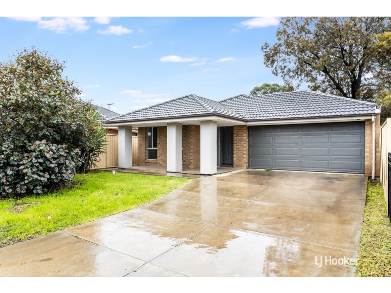 12 Small Crescent, Smithfield Plains SA 5114
