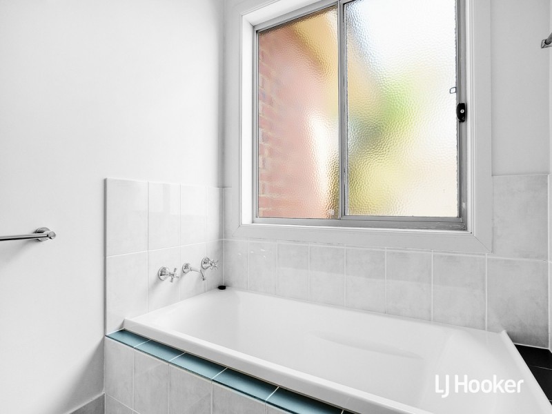 4 Woodhaven Walk, Blakeview SA 5114