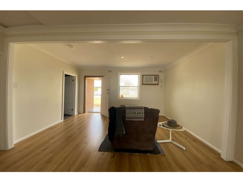 32 Small Crescent, Smithfield Plains SA 5114