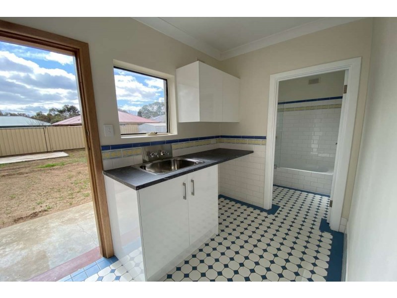 32 Small Crescent, Smithfield Plains SA 5114