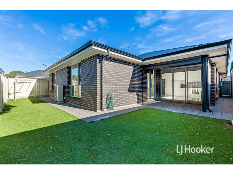 16 Bivone Court, Salisbury Downs SA 5108