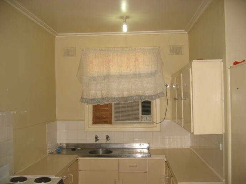 143 Goodman Road, Elizabeth South SA 5112