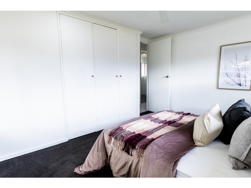 8 Engel Drive, Salisbury East SA 5109