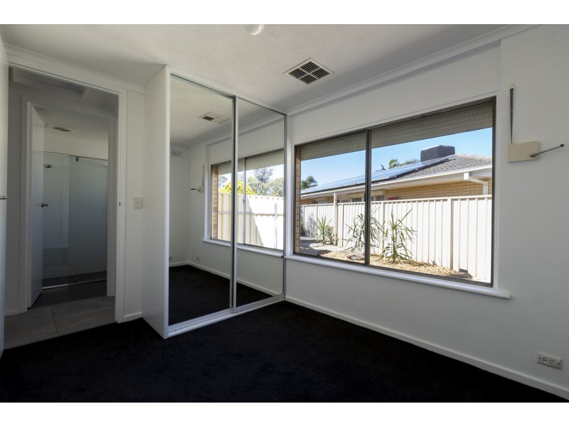 8 Engel Drive, Salisbury East SA 5109