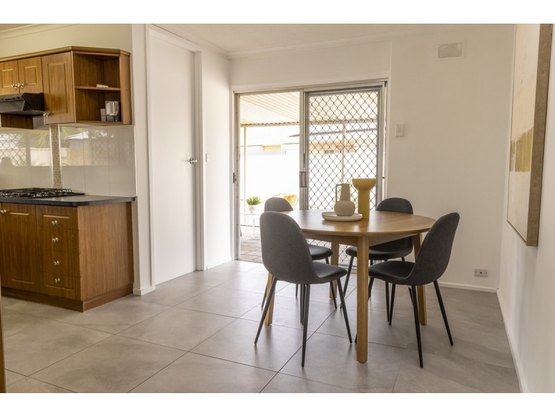 8 Engel Drive, Salisbury East SA 5109