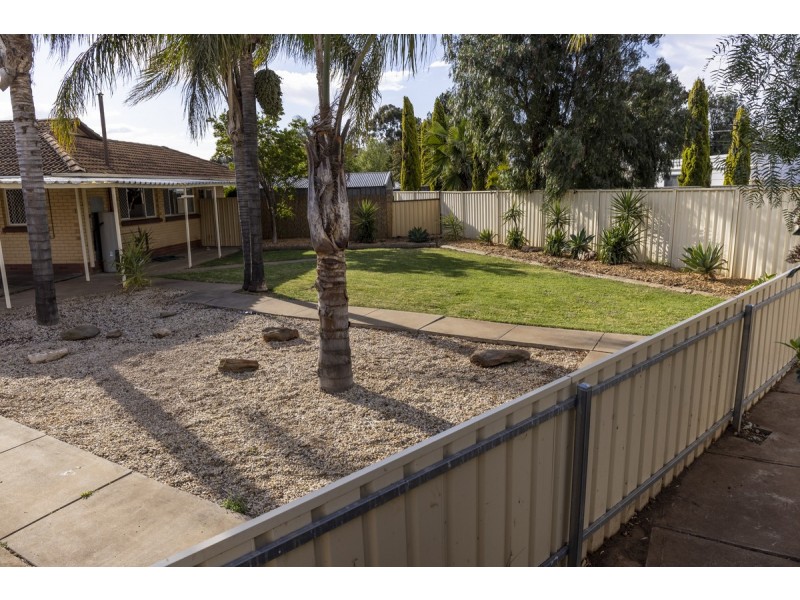 8 Engel Drive, Salisbury East SA 5109