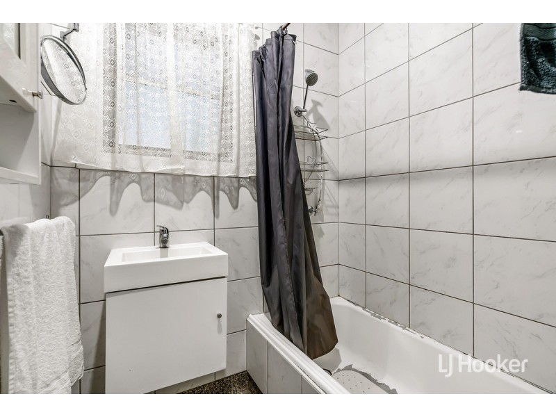 21 Hayles Road, Elizabeth Park SA 5113