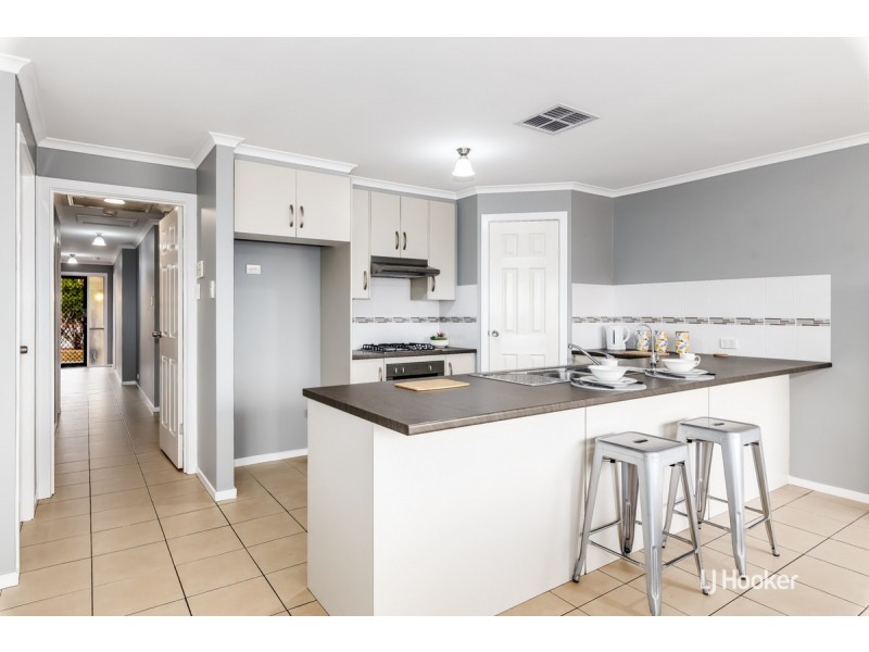 2a St Albans Place, Craigmore SA 5114