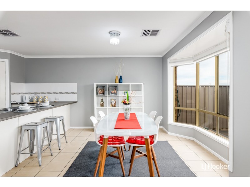 2a St Albans Place, Craigmore SA 5114