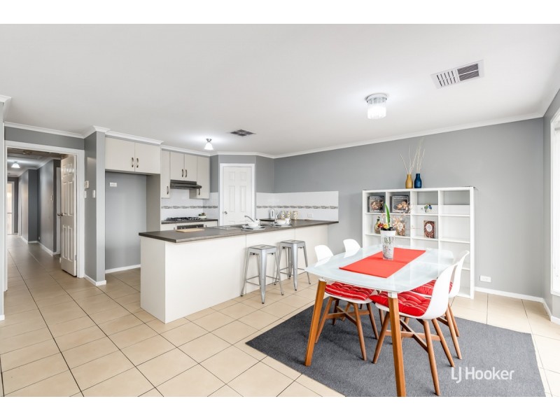 2a St Albans Place, Craigmore SA 5114