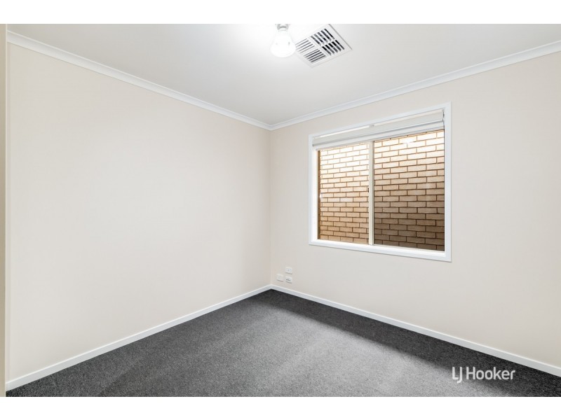 2a St Albans Place, Craigmore SA 5114