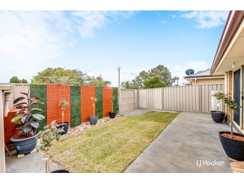 2a St Albans Place, Craigmore SA 5114
