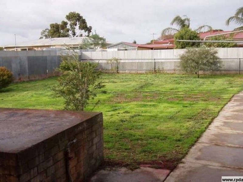 10 Wexcombe Street, Elizabeth Vale SA 5112