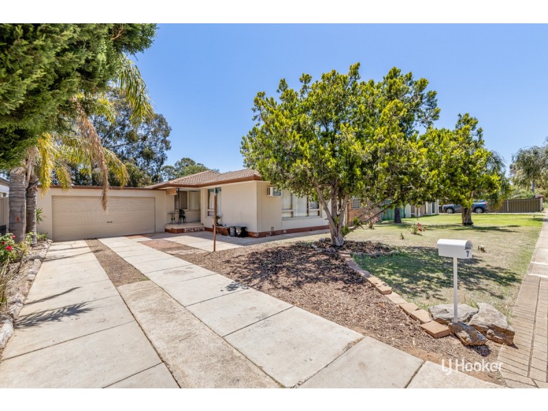 7 McCullogh Street, Elizabeth Downs SA 5113