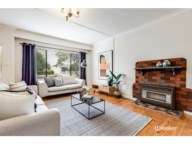 215 Midway Road, Elizabeth Downs SA 5113