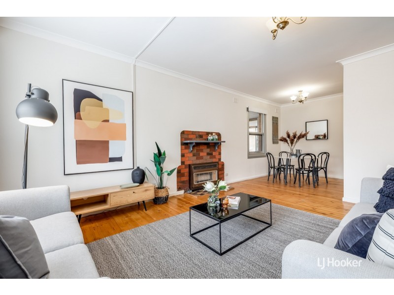 215 Midway Road, Elizabeth Downs SA 5113