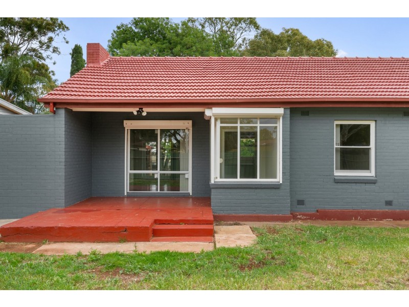 39 Hanson Road, Elizabeth Downs SA 5113