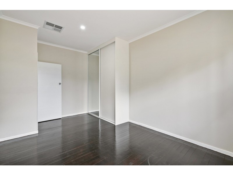 39 Hanson Road, Elizabeth Downs SA 5113