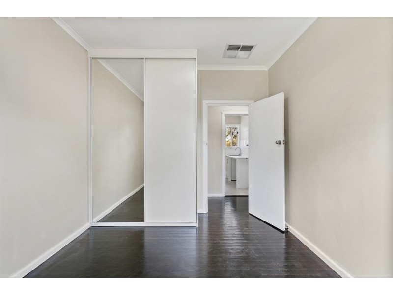 39 Hanson Road, Elizabeth Downs SA 5113