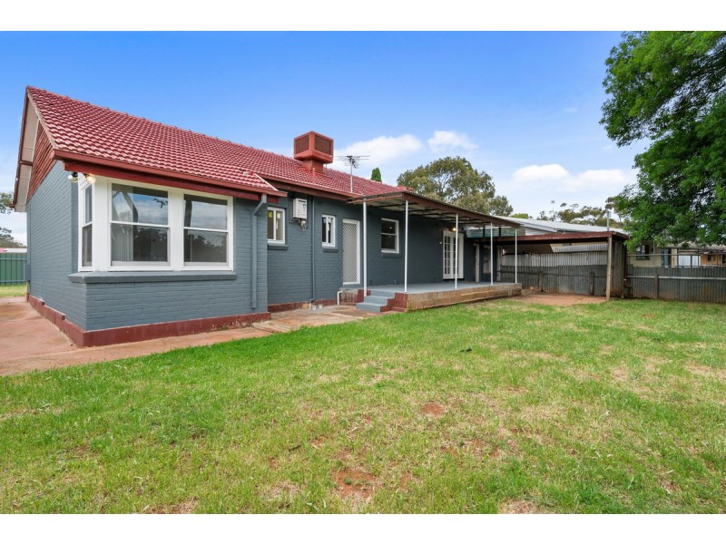 39 Hanson Road, Elizabeth Downs SA 5113