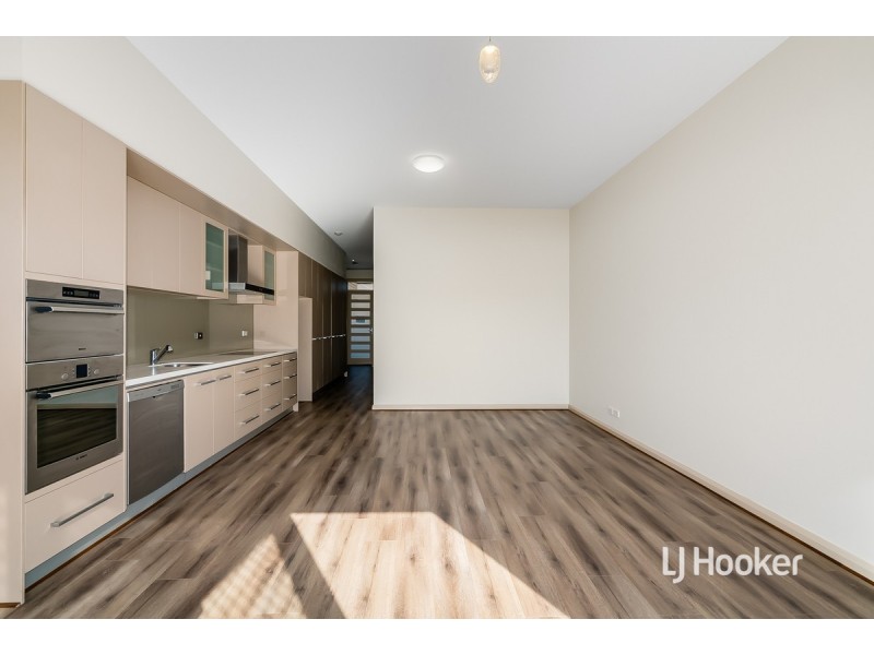 12 Phillipson Circuit, Mawson Lakes SA 5095