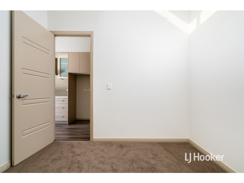 12 Phillipson Circuit, Mawson Lakes SA 5095