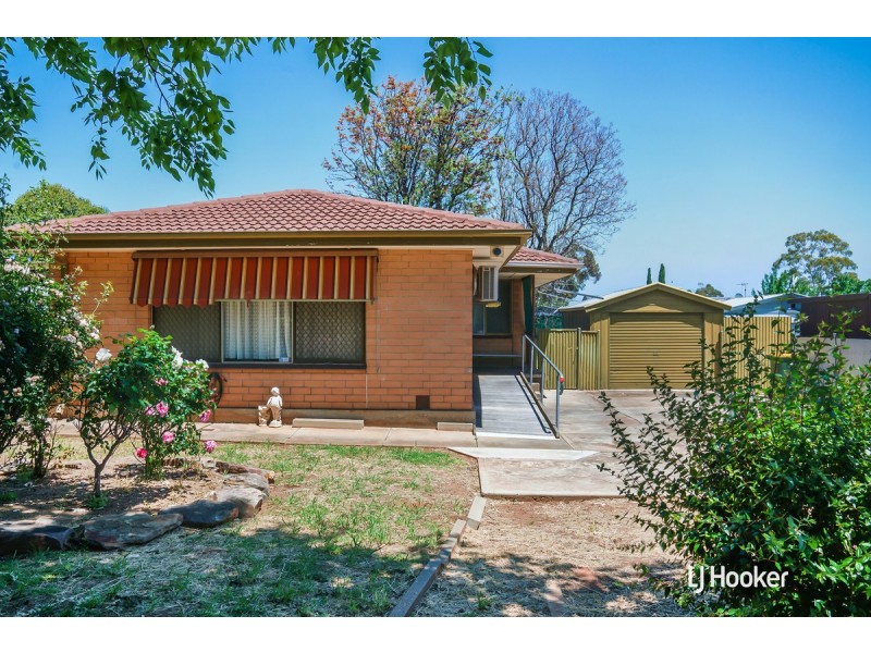 10 Preston Street, Elizabeth Downs SA 5113