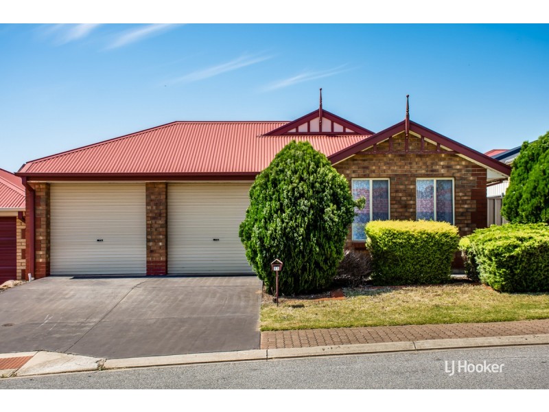 11 Manchester Circuit, Craigmore SA 5114