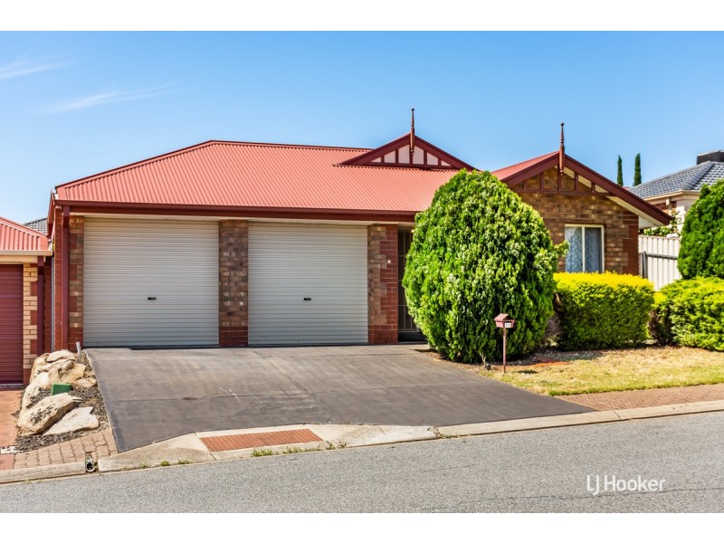 11 Manchester Circuit, Craigmore SA 5114