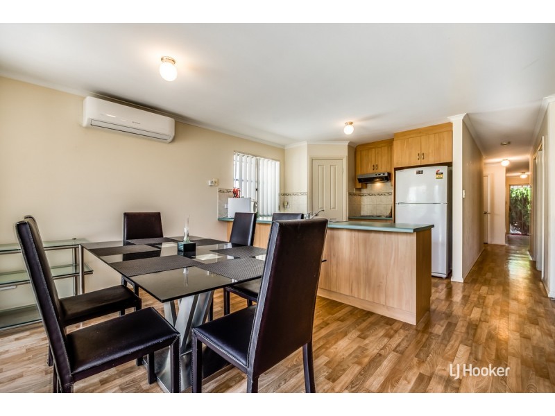 11 Manchester Circuit, Craigmore SA 5114