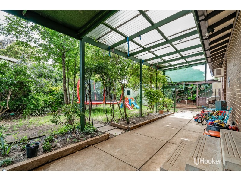 9 Paginton Crescent, Elizabeth East SA 5112