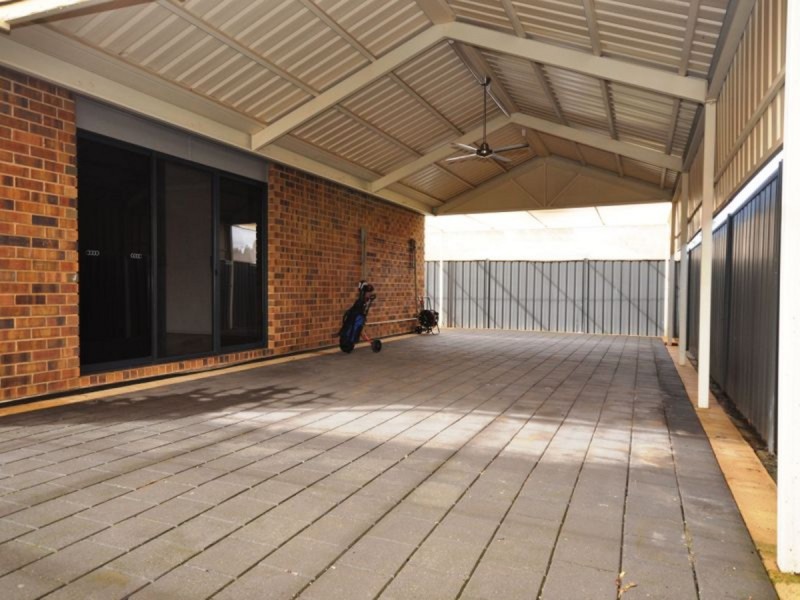 39 Lakeside Drive, Andrews Farm SA 5114