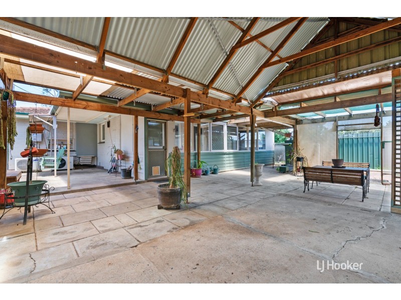 2 Ballard Road, Smithfield Plains SA 5114